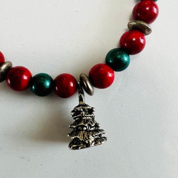 Beaded Elastic Christmas Bracelet with Tree Charm, New - Picture 3 of 5